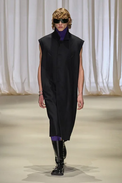 Look 34